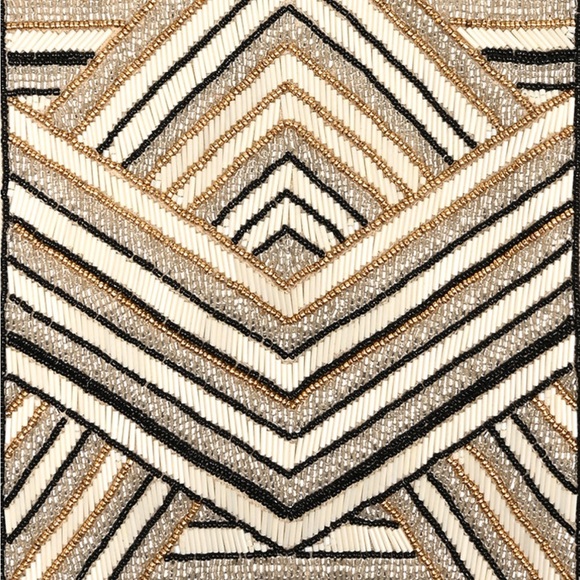 Geometric Beaded Patterned Tote Bag - Picture 6 of 7